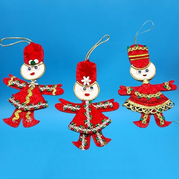Vintage Red Felt Toy Soldier Ornaments w/ Googly Eyes & Gold Trim 1960s v5 - Picture 6 of 11